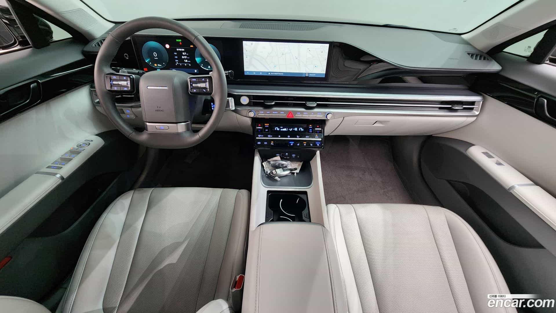 Grandeur Hyundai 2024.1-INNER-007