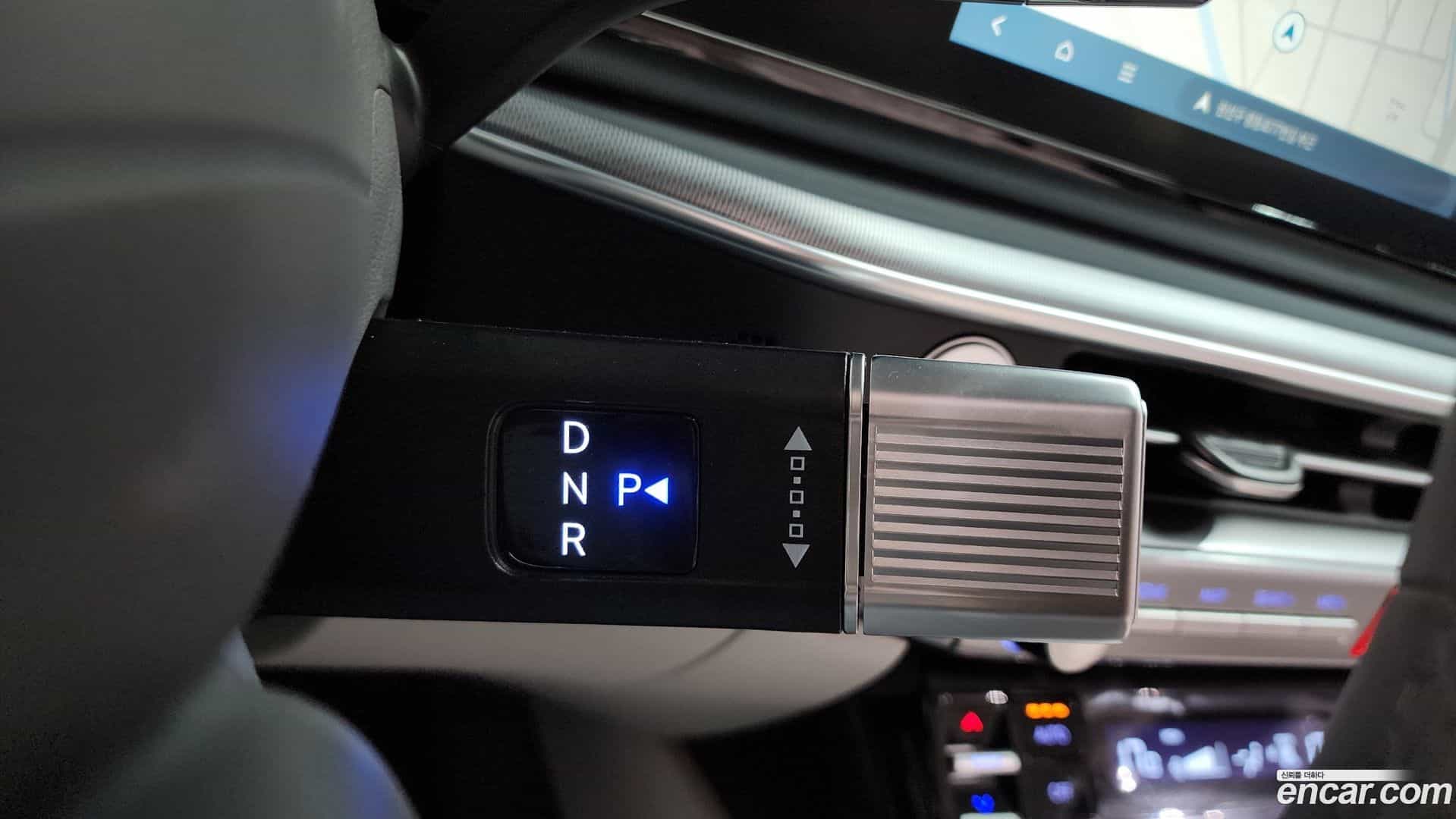 Grandeur Hyundai 2024.1-INNER-009