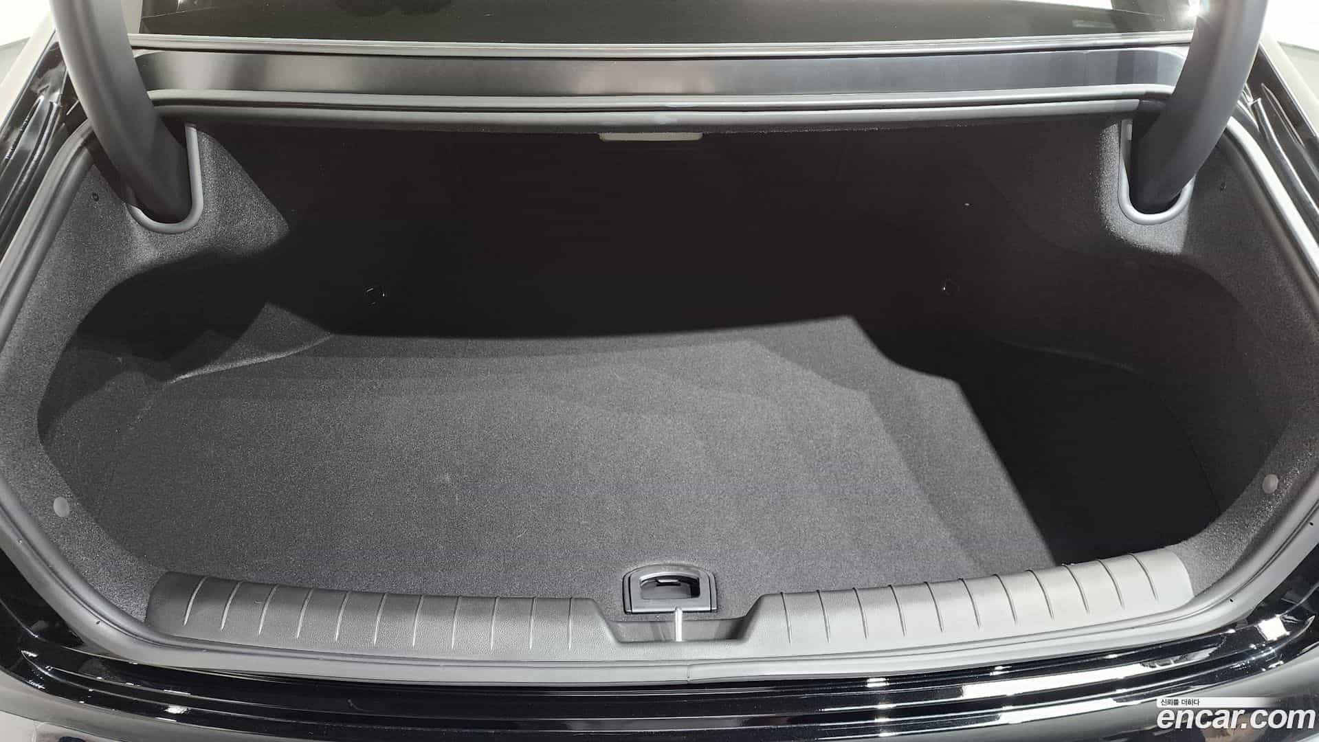 Grandeur Hyundai 2024.1-OPTION-024