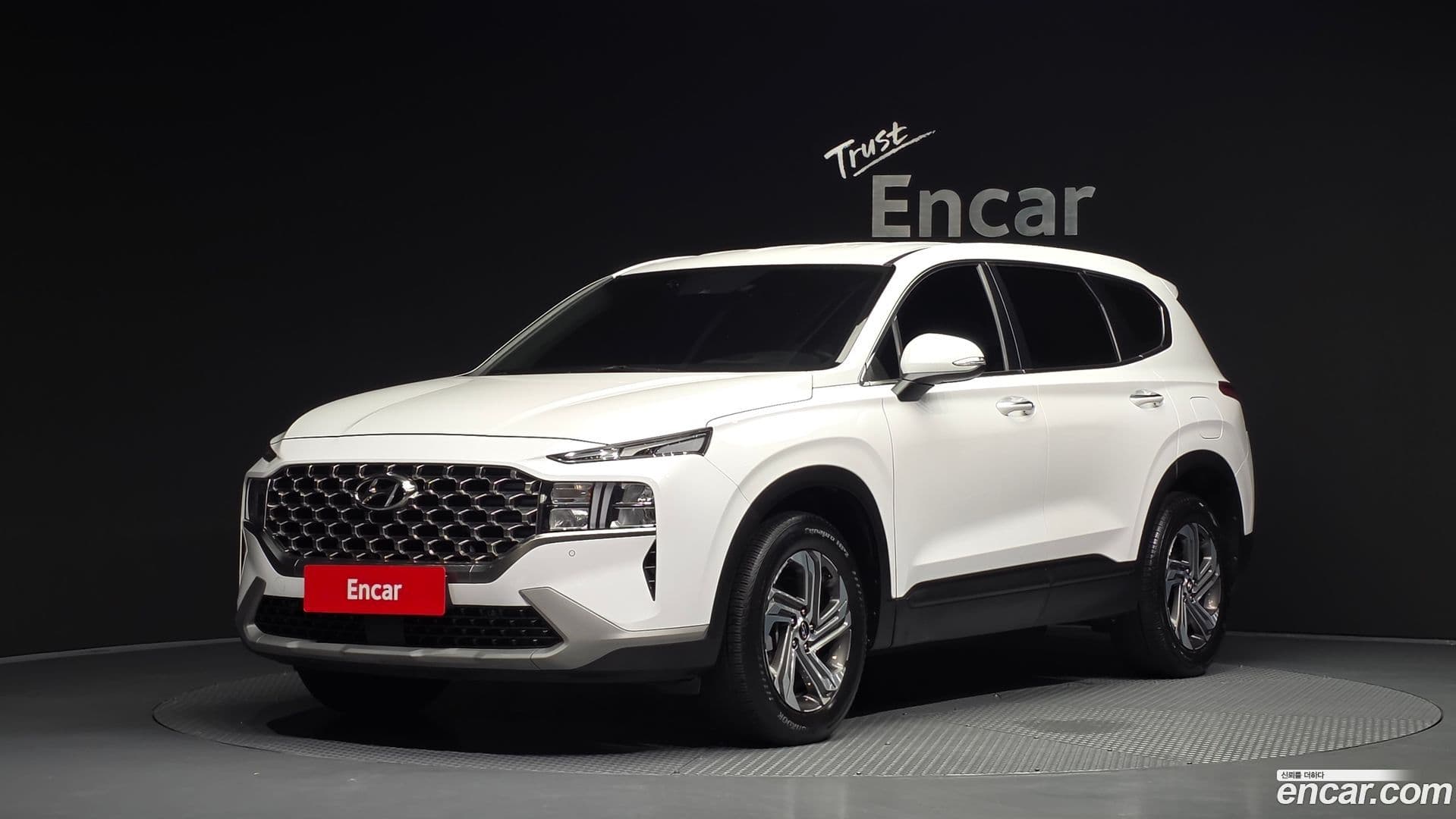 Main__Slider__Photo:Santafe Hyundai 2021.11-0