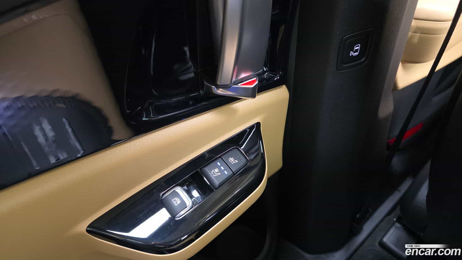 Canival Kia 2022.3-OPTION-043