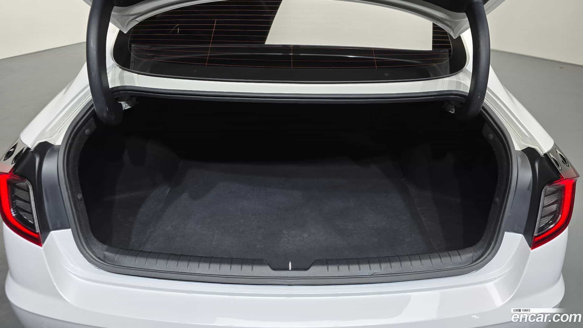 Sonata Hyundai 2022.6-OPTION-021