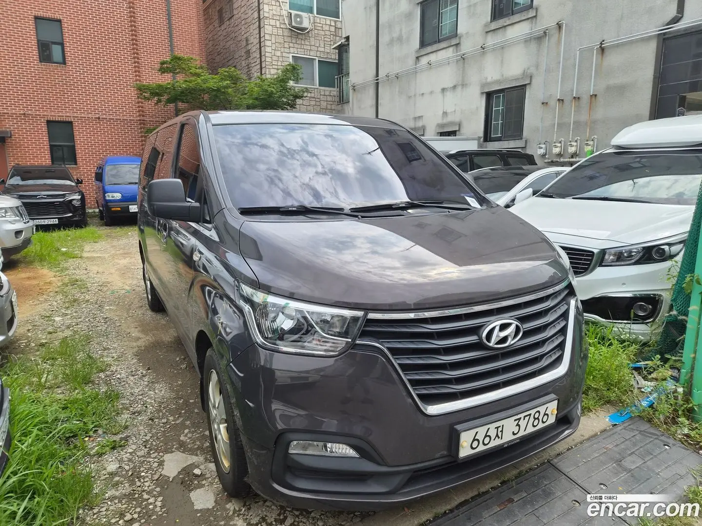 Main__Slider__Photo:Starex Hyundai 2019.2-0