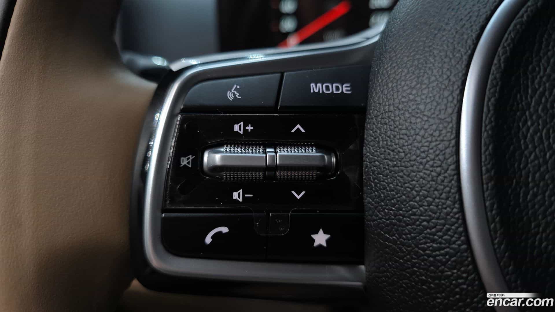 Sorento Kia 2025.6-OPTION-044