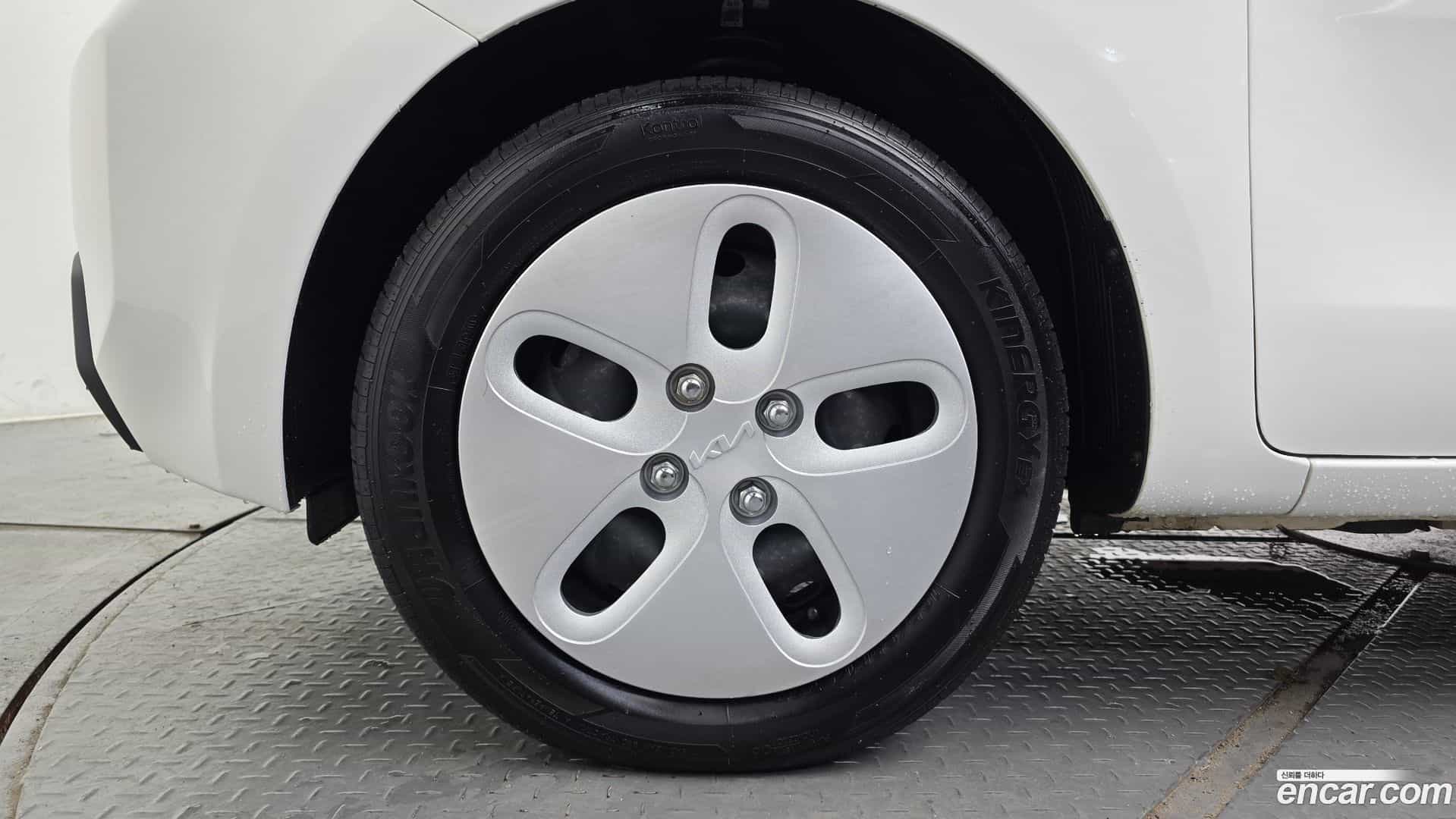 RAY Kia 2023.10-OUTER-005