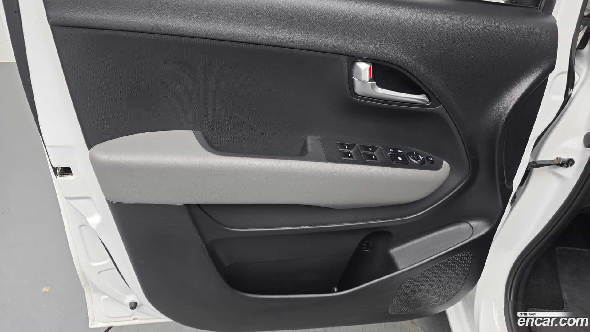RAY Kia 2023.10-INNER-034