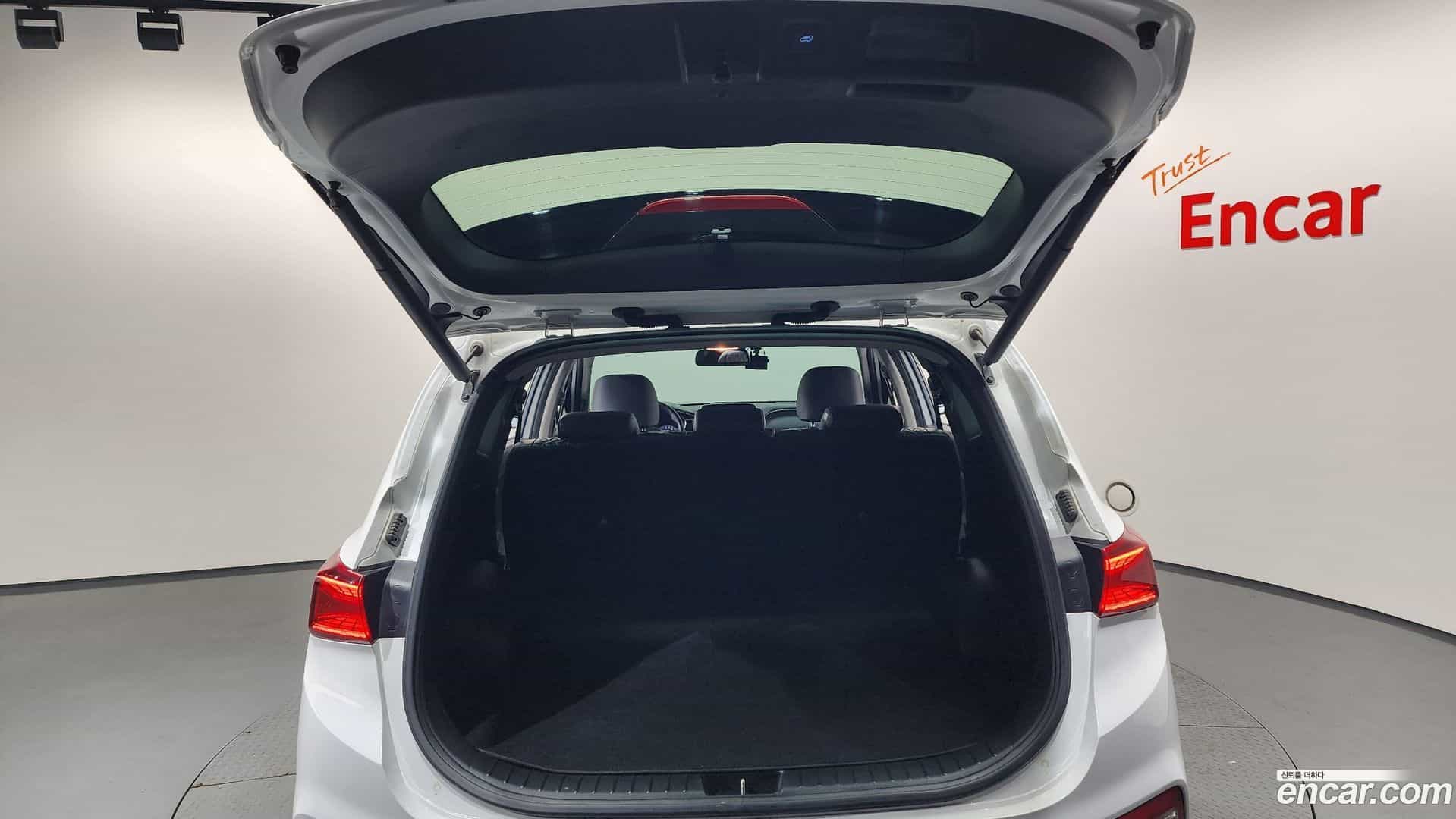 Santafe Hyundai 2018.6-OPTION-023