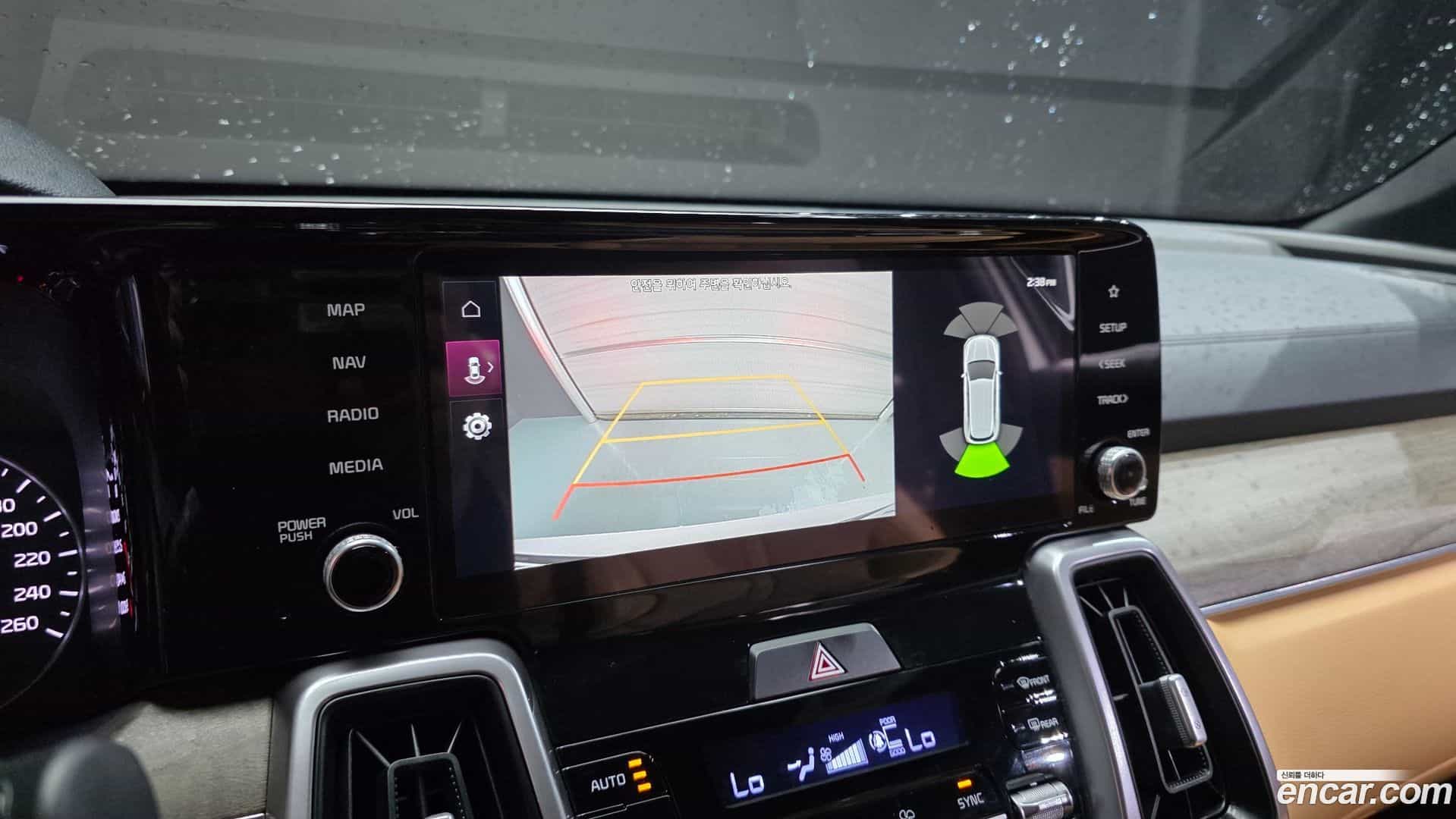 Sorento Kia 2022.0-OPTION-019