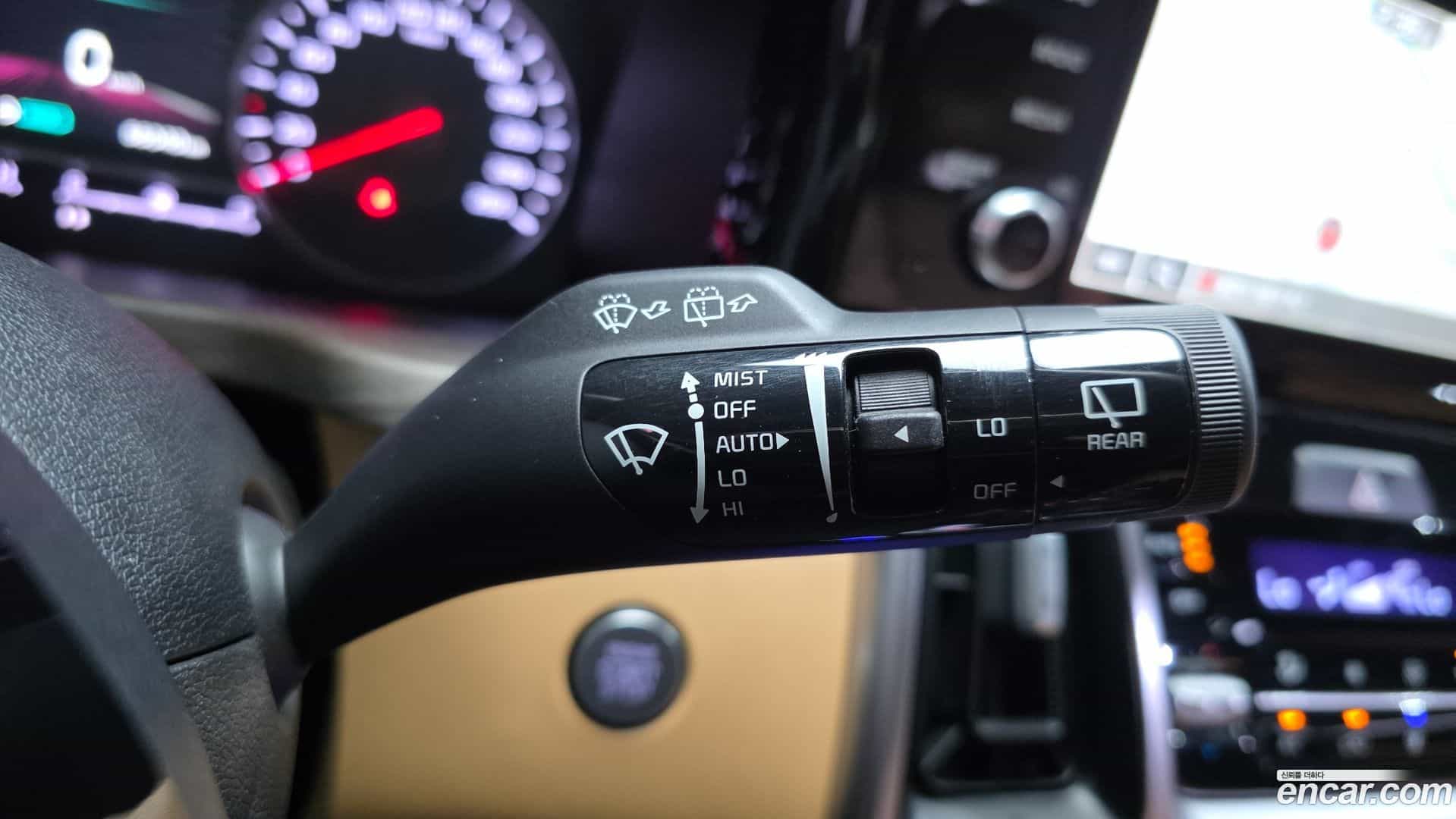 Sorento Kia 2022.0-OPTION-024