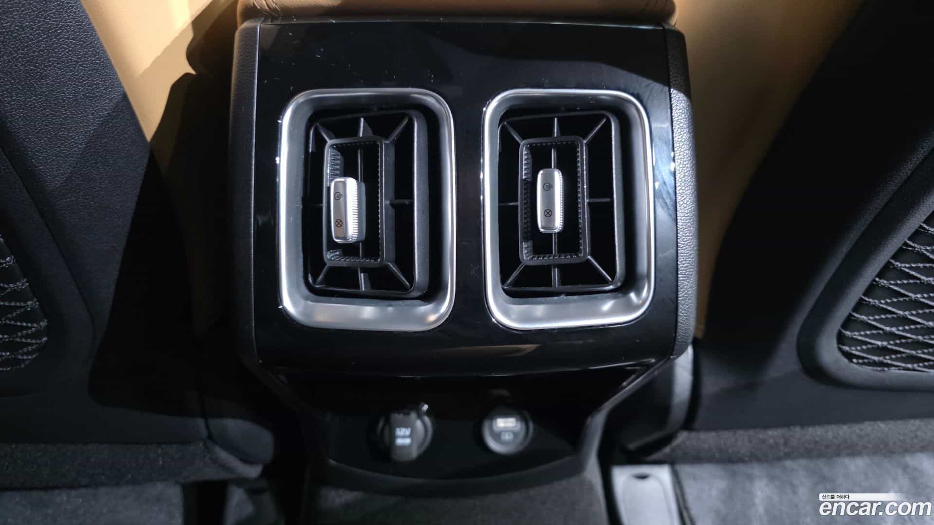 Sorento Kia 2022.0-OPTION-043