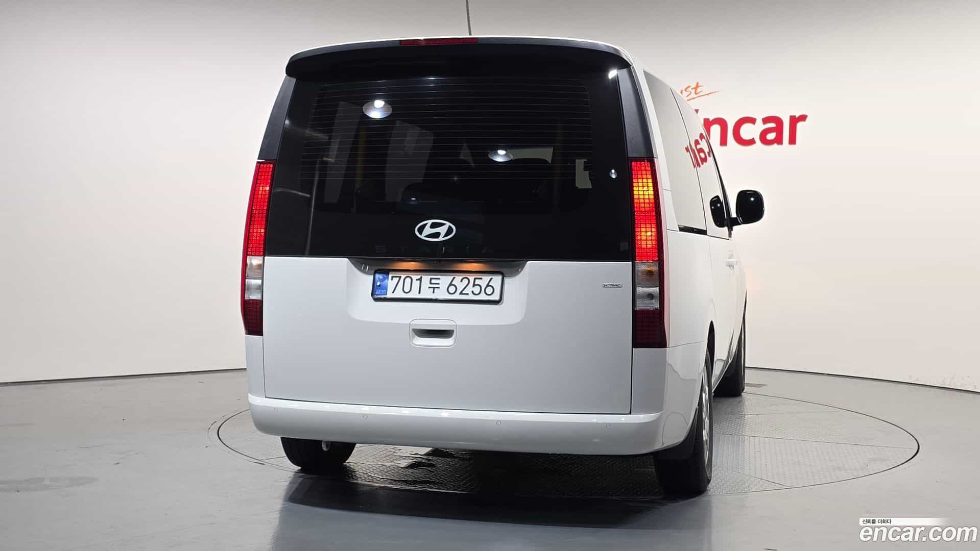 Staria Hyundai 2024.9-OUTER-004