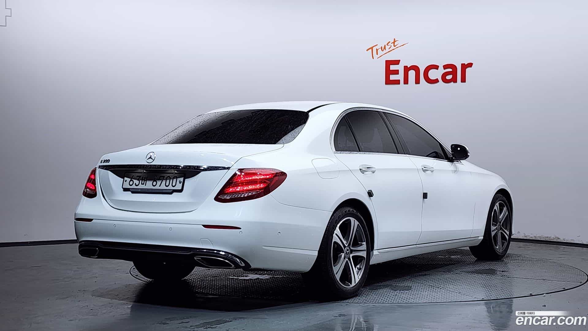 E-Class Mercedes-Benz 2018.10-OUTER-002