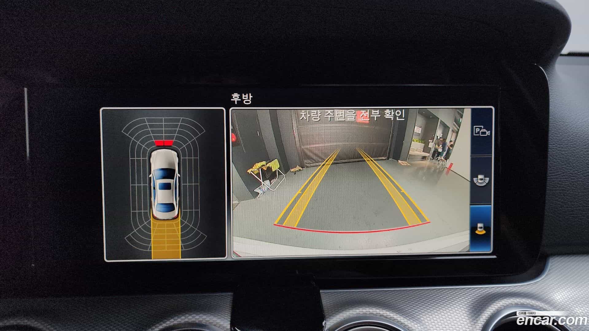 E-Class Mercedes-Benz 2018.10-OPTION-018