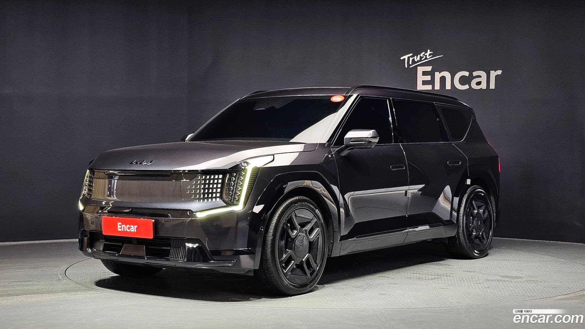 Main__Slider__Photo:EV9 Kia 2023.9-0