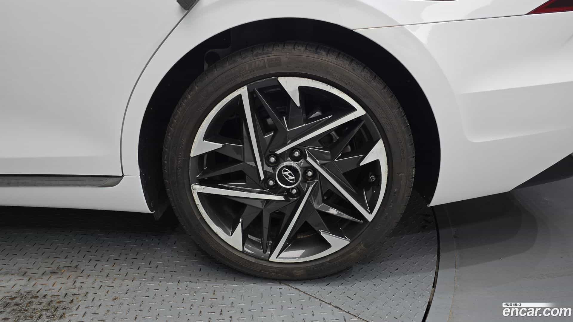Grandeur Hyundai 2022.2-OUTER-031