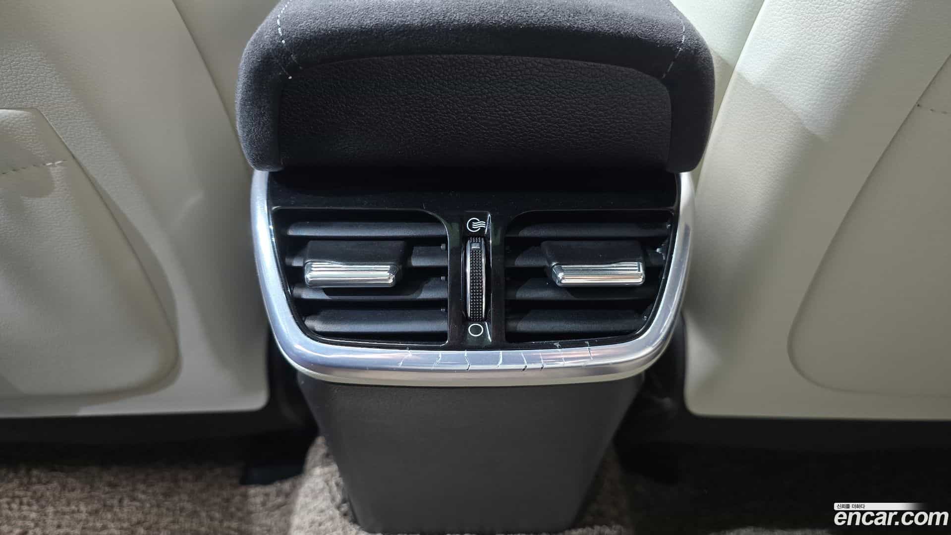 Grandeur Hyundai 2022.2-OPTION-043