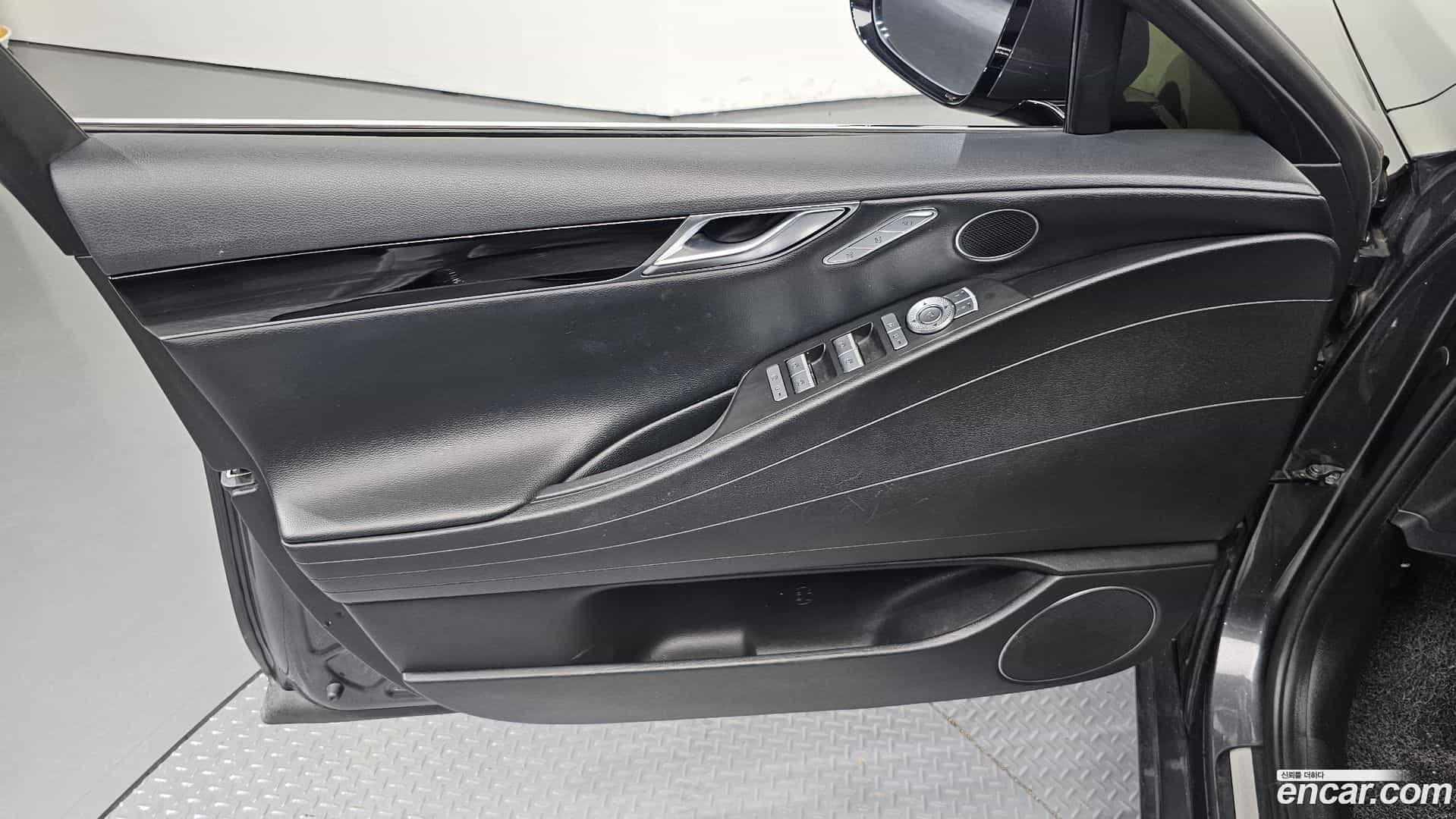 G80 Genesis 2021.5-INNER-034