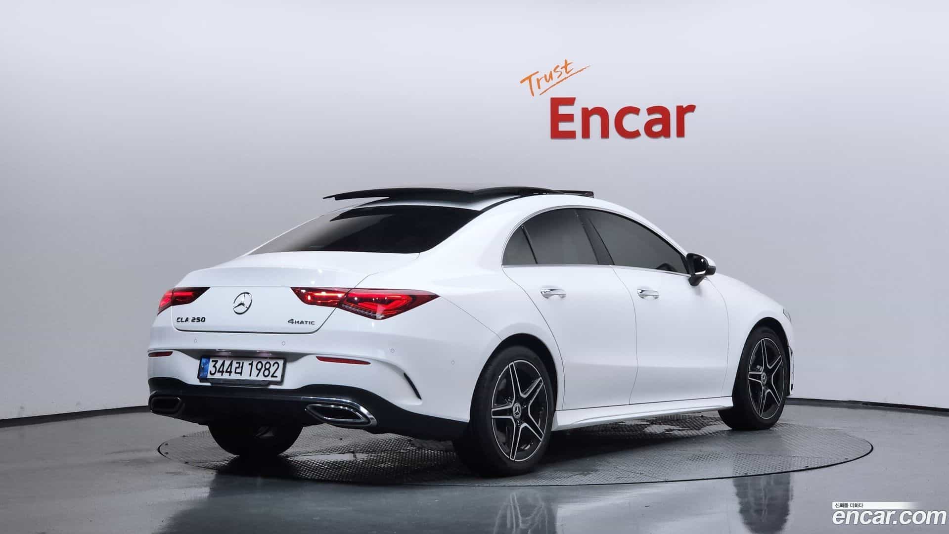 CLA-Class Mercedes-Benz 2023.4-OUTER-002