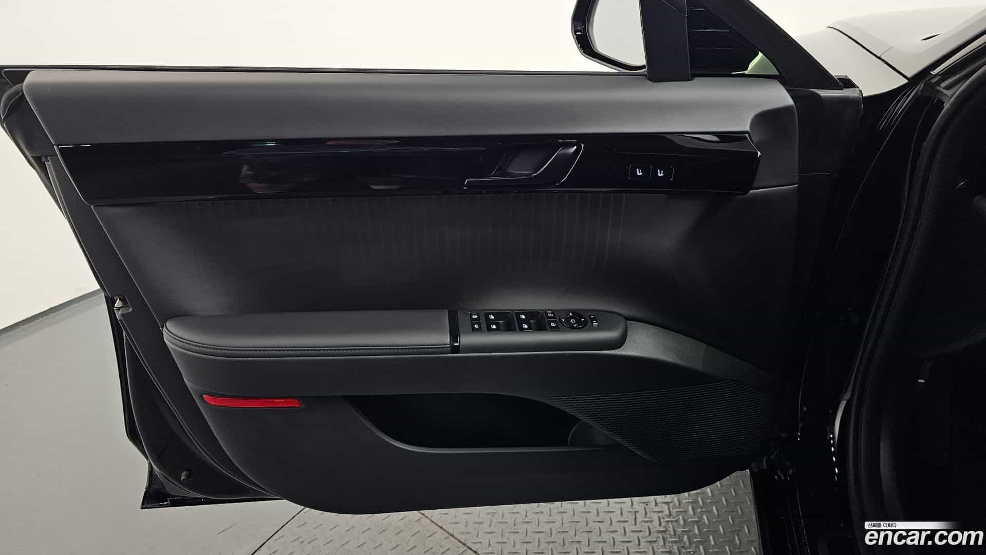 Grandeur Hyundai 2023.9-INNER-034