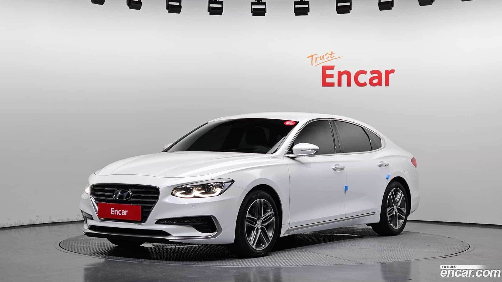 Grandeur Hyundai 2017.0-OUTER-001