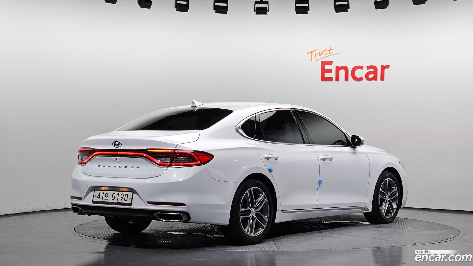Grandeur Hyundai 2017.0-OUTER-002