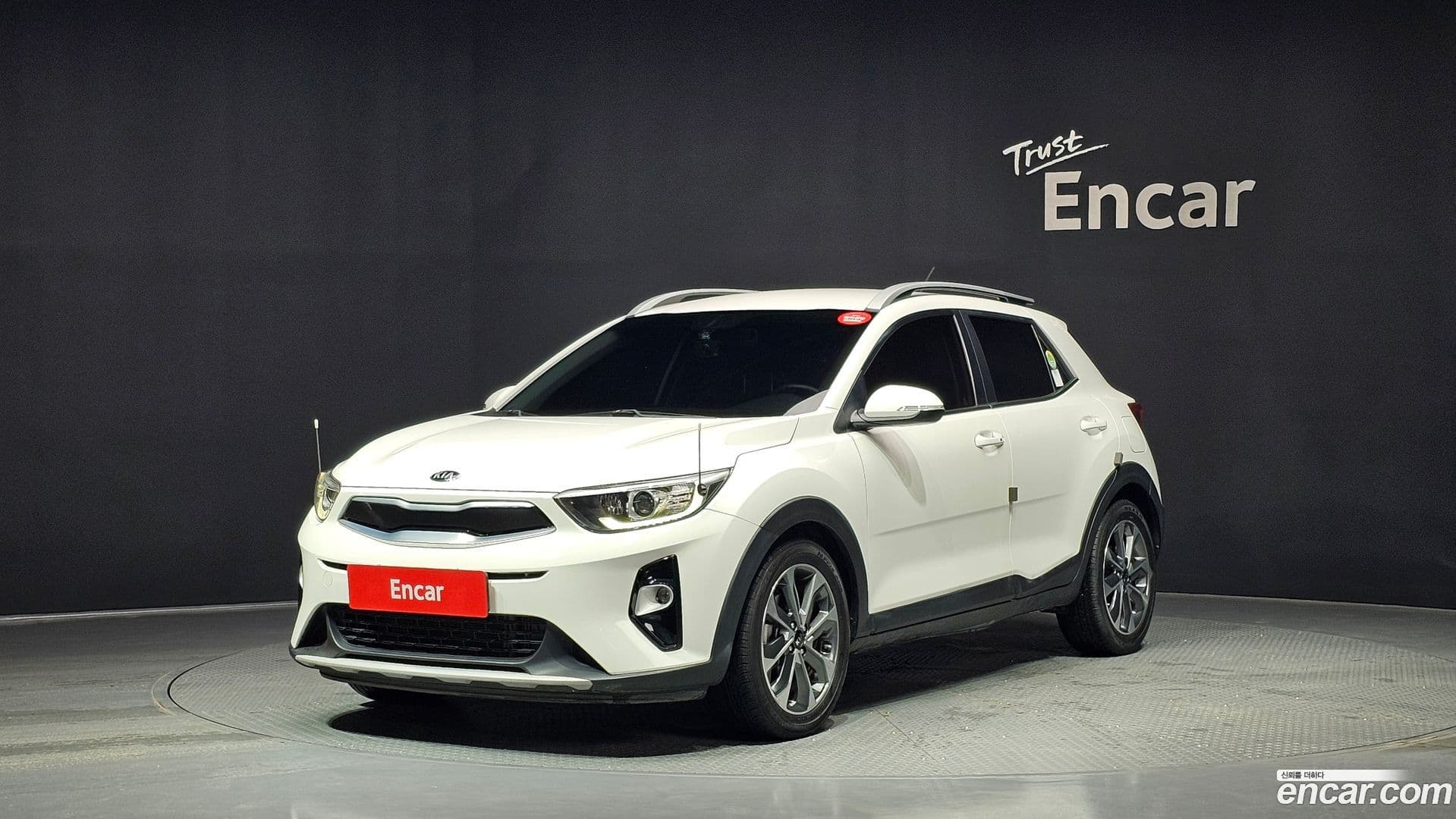 Main__Slider__Photo:Stonic Kia 2018.11-0