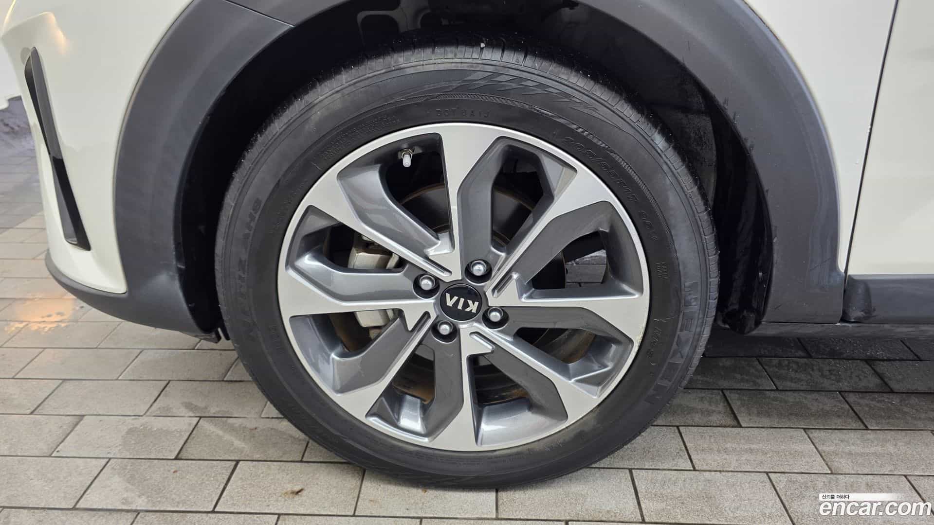 Stonic Kia 2018.11-OUTER-005