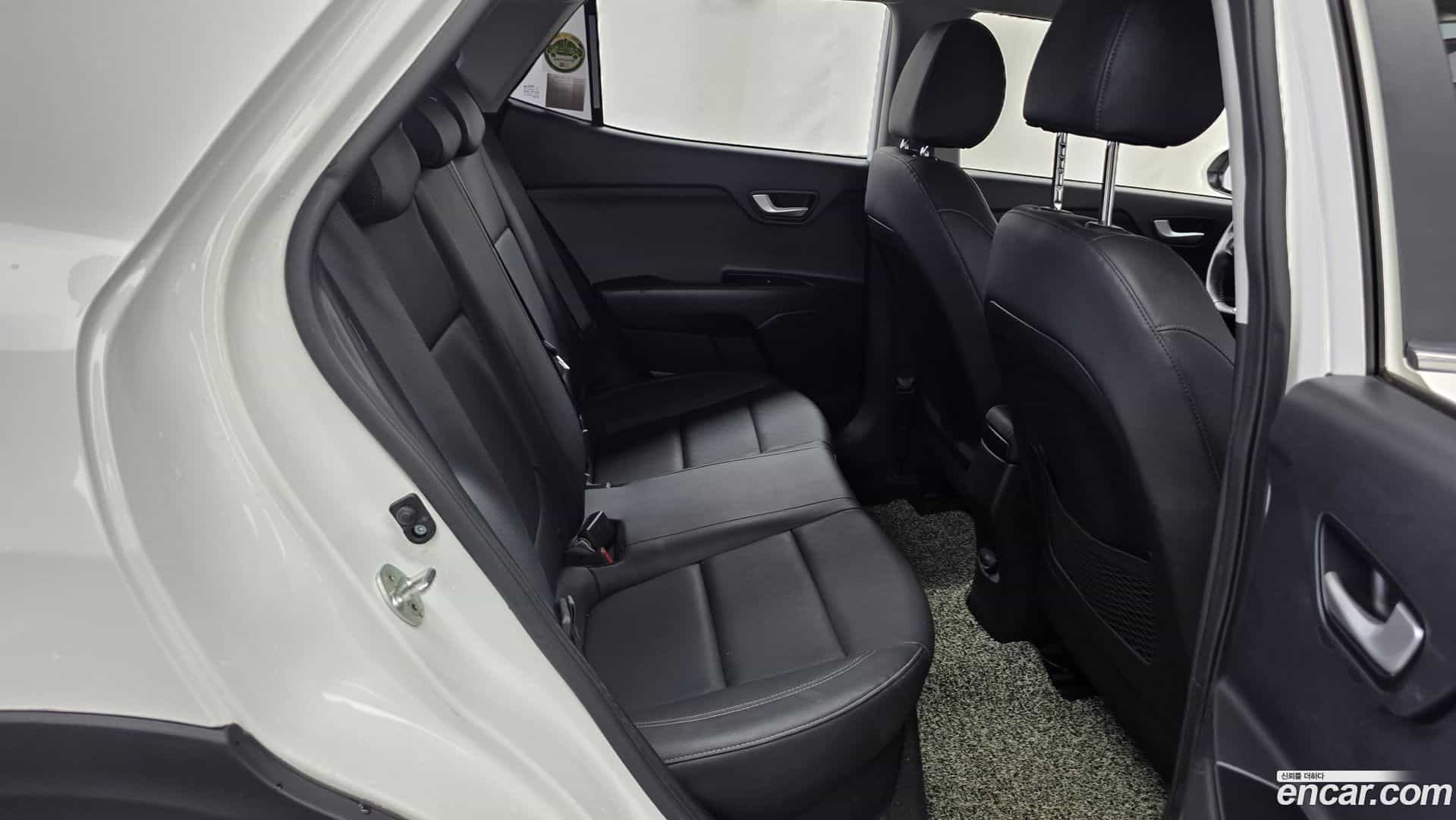 Stonic Kia 2018.11-OPTION-016