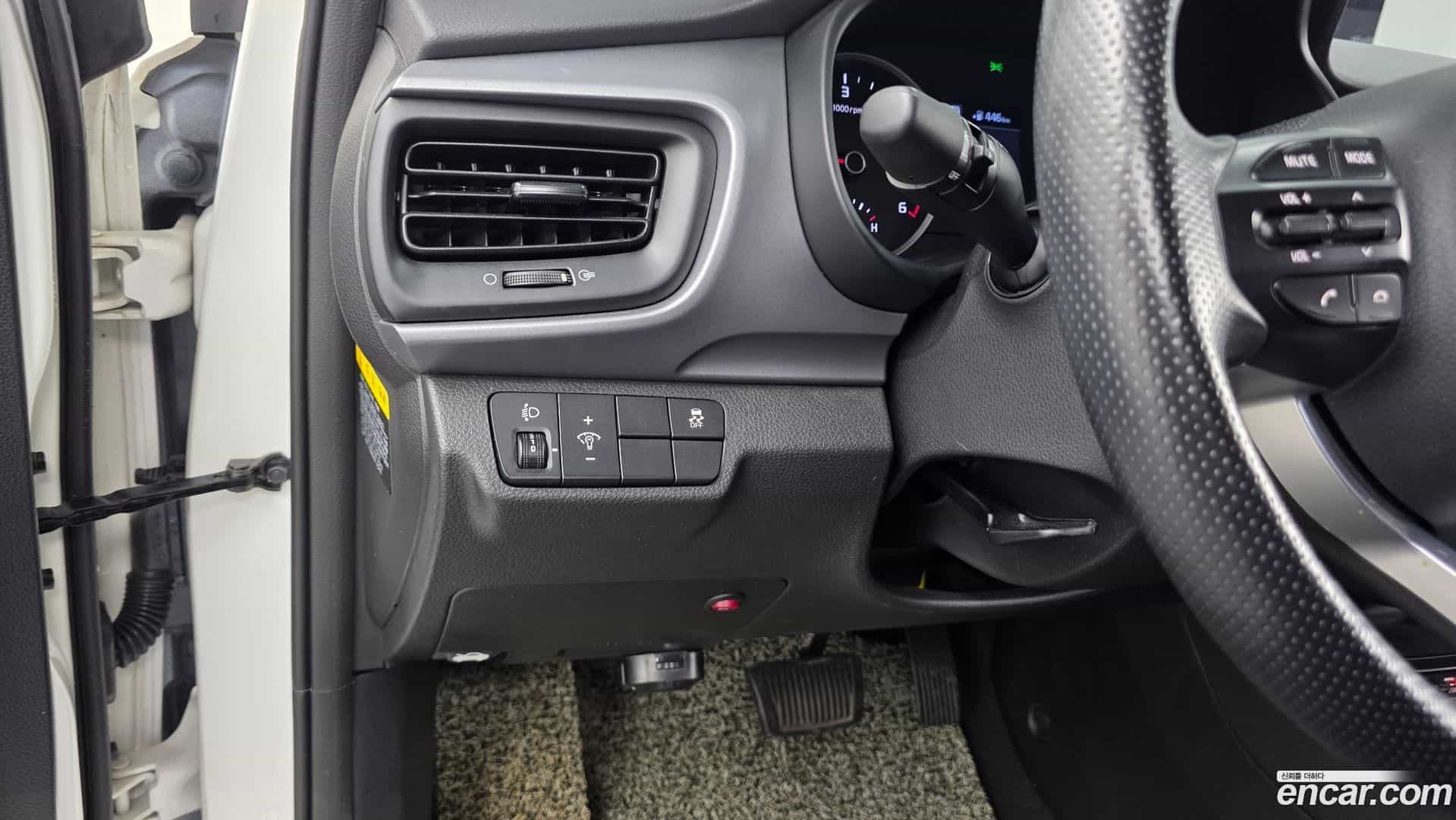 Stonic Kia 2018.11-OPTION-021