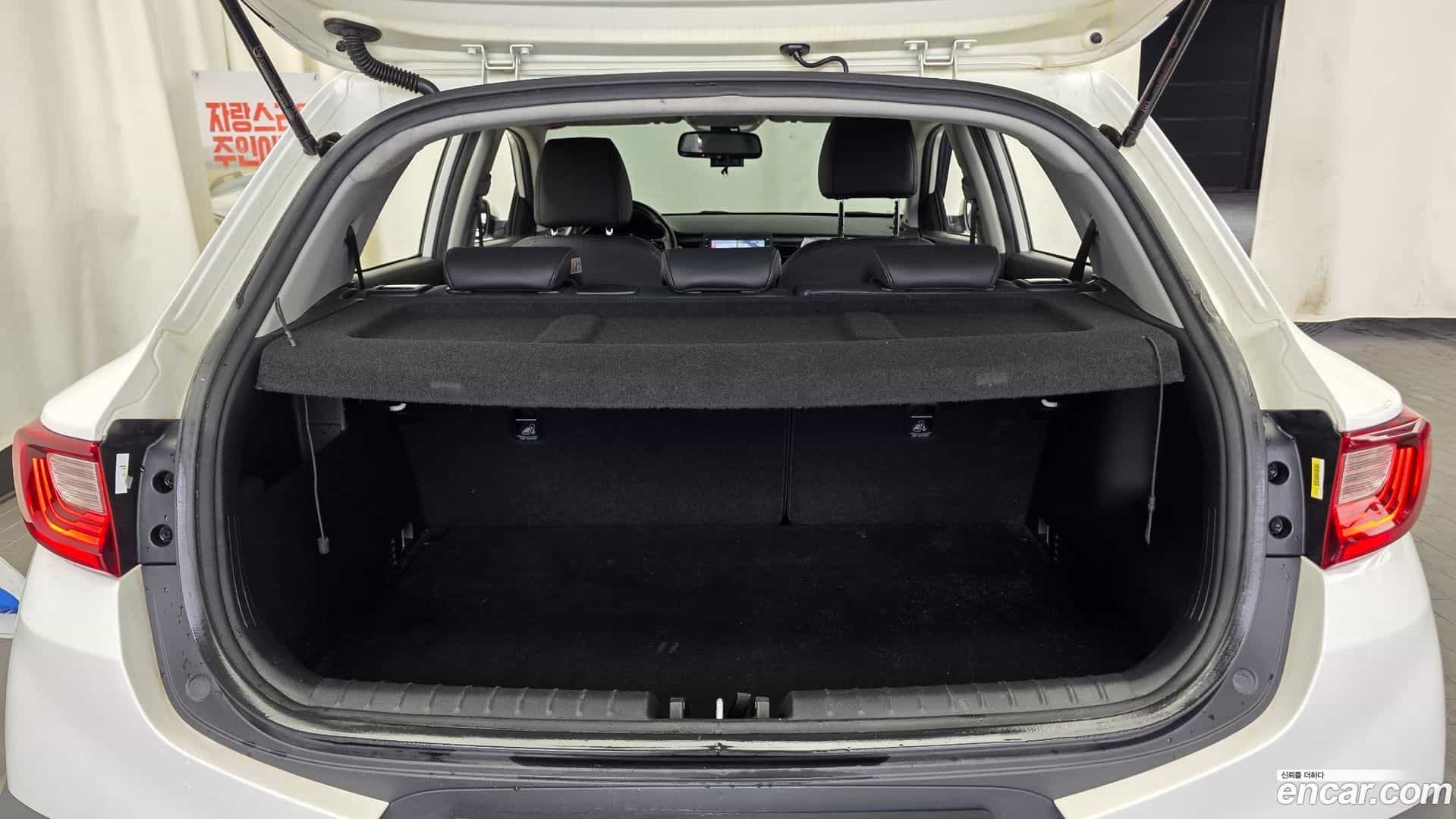 Stonic Kia 2018.11-OPTION-024