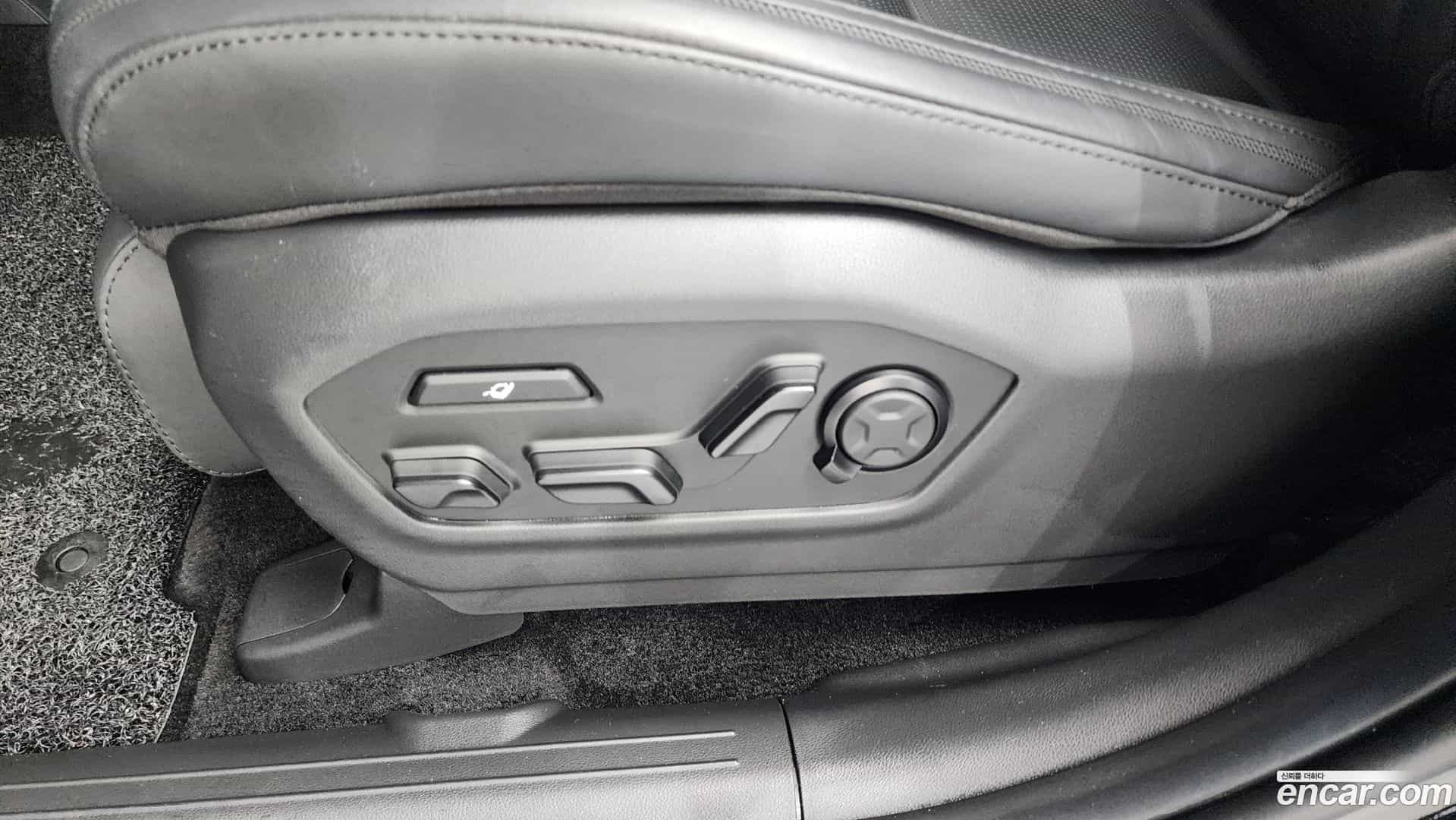Santafe Hyundai 2023.9-OPTION-044