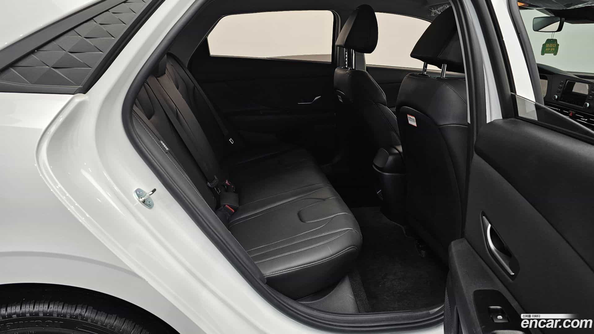 AVANTE Hyundai 2026.1-OPTION-015