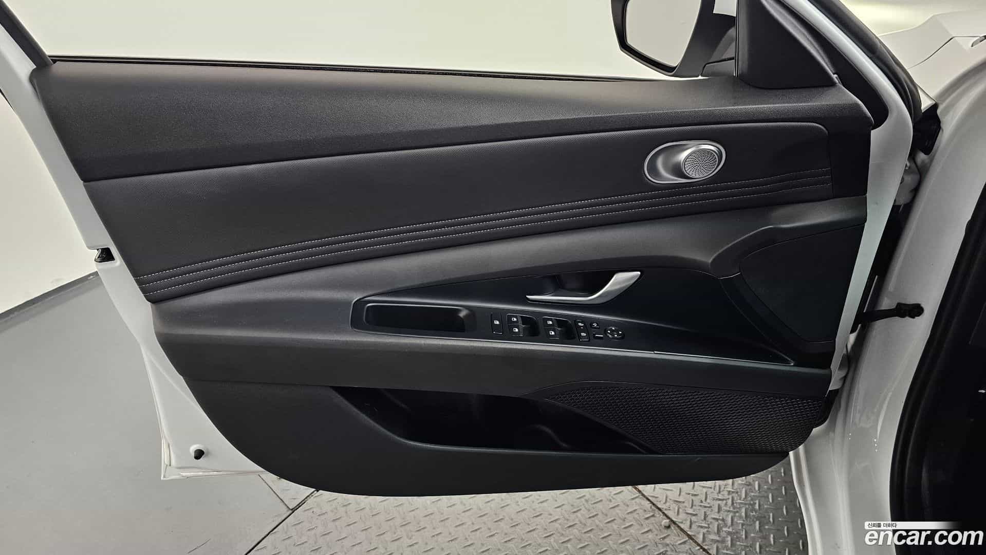 AVANTE Hyundai 2026.1-INNER-034