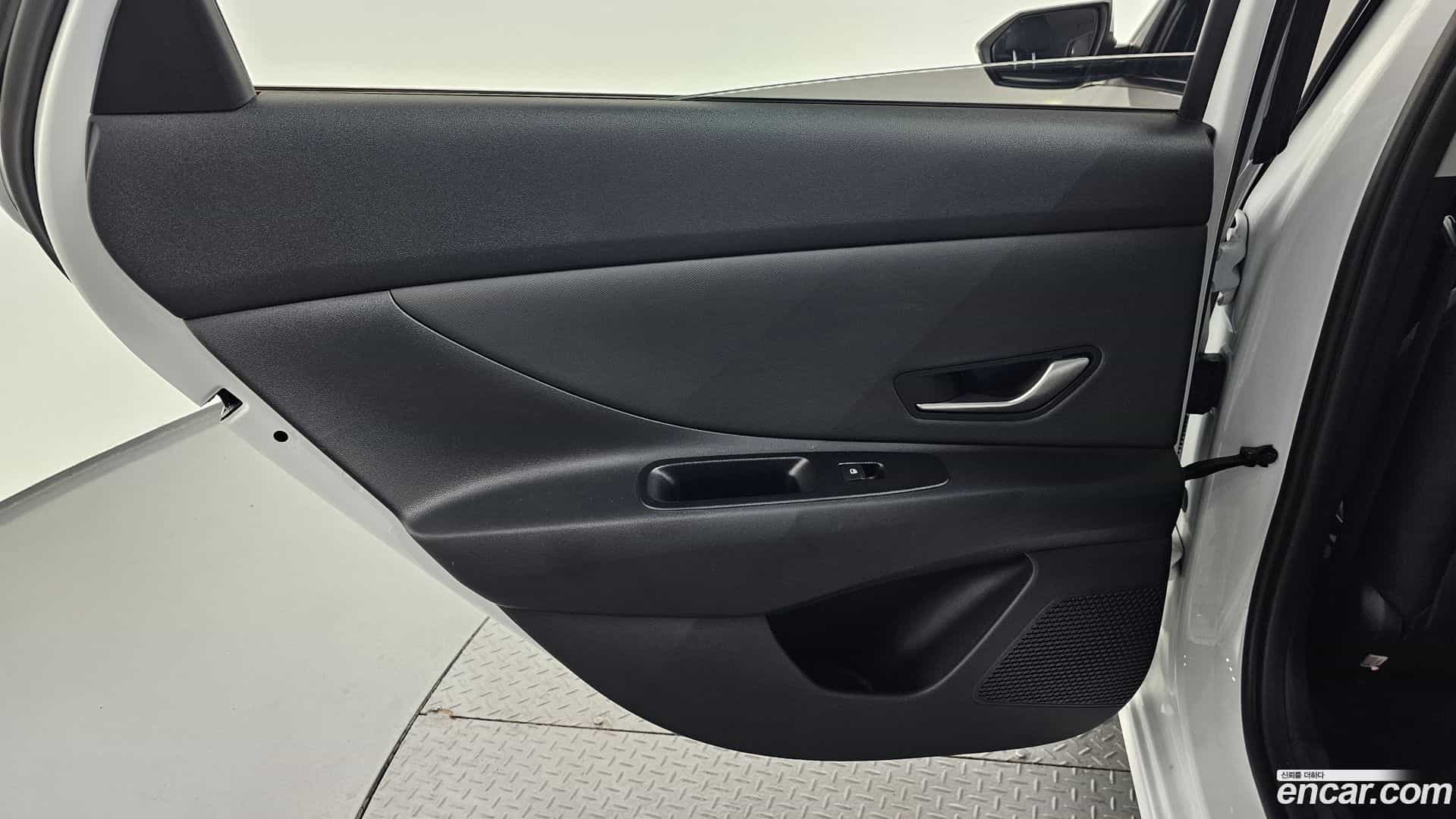 AVANTE Hyundai 2026.1-INNER-035