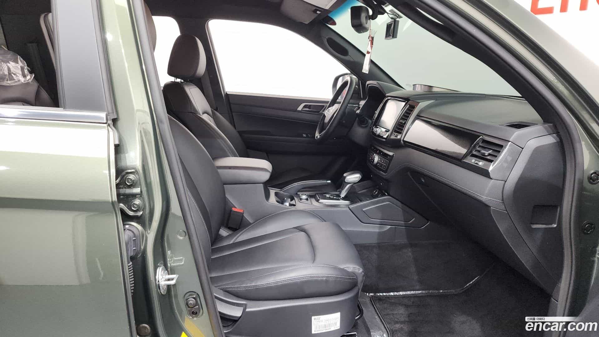 Rexton KG Mobility 2021.10-INNER-036