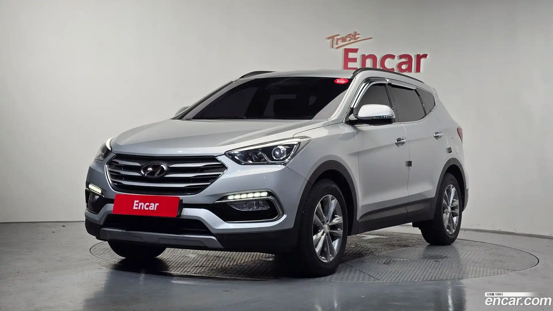 Santafe Hyundai 2015.11-OUTER-001
