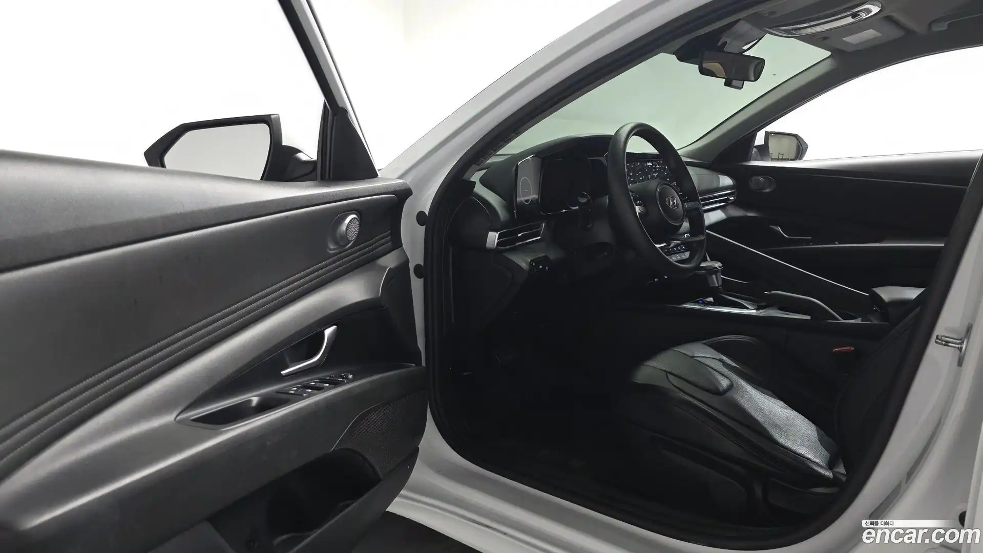 AVANTE Hyundai 2021.7-INNER-010