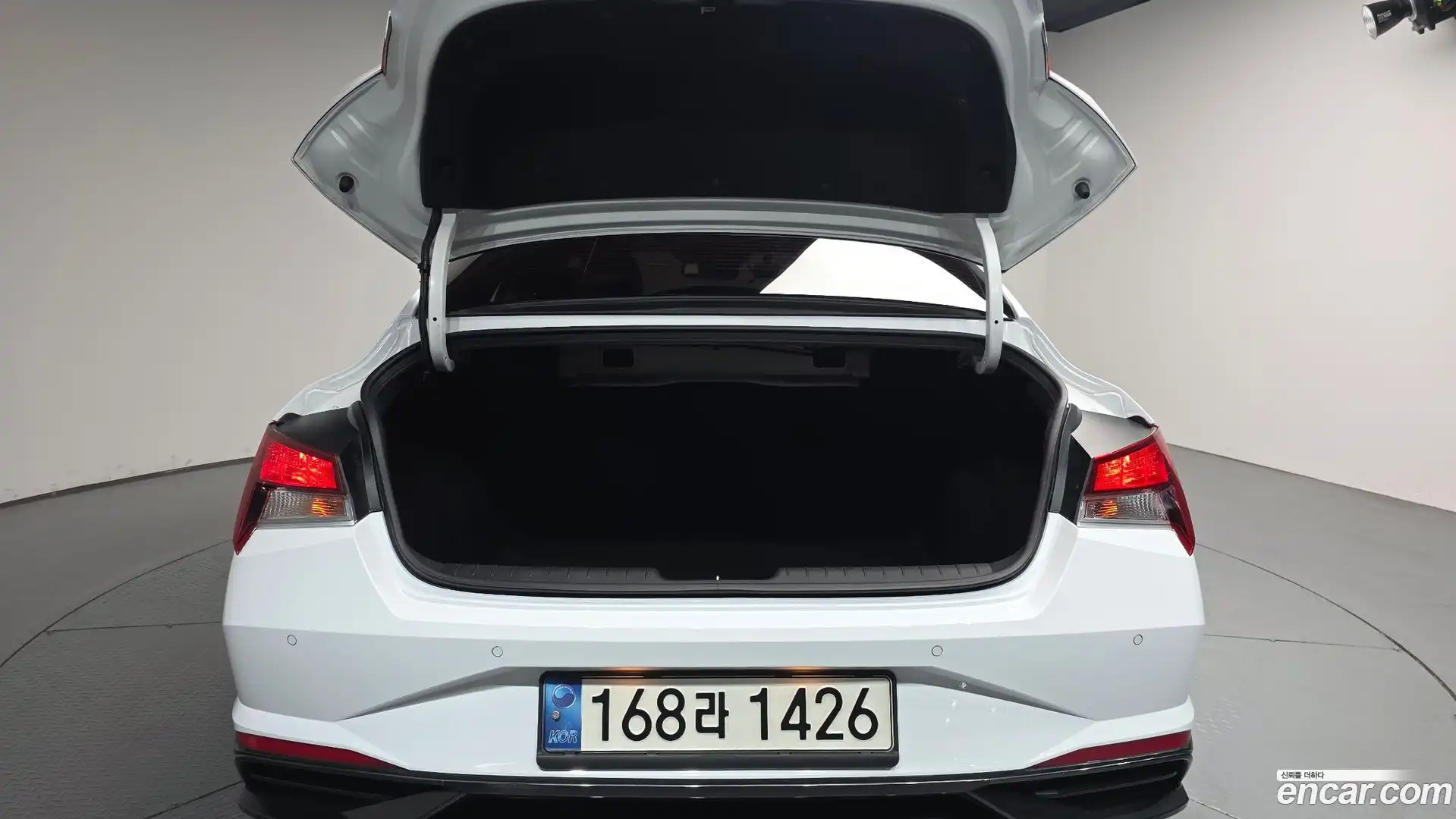 AVANTE Hyundai 2021.7-OPTION-024