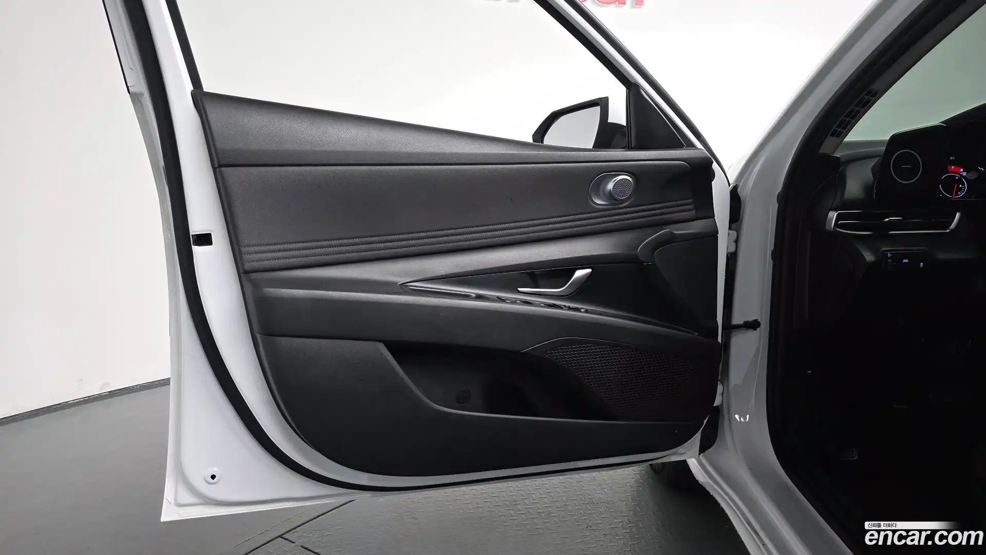AVANTE Hyundai 2021.7-INNER-034