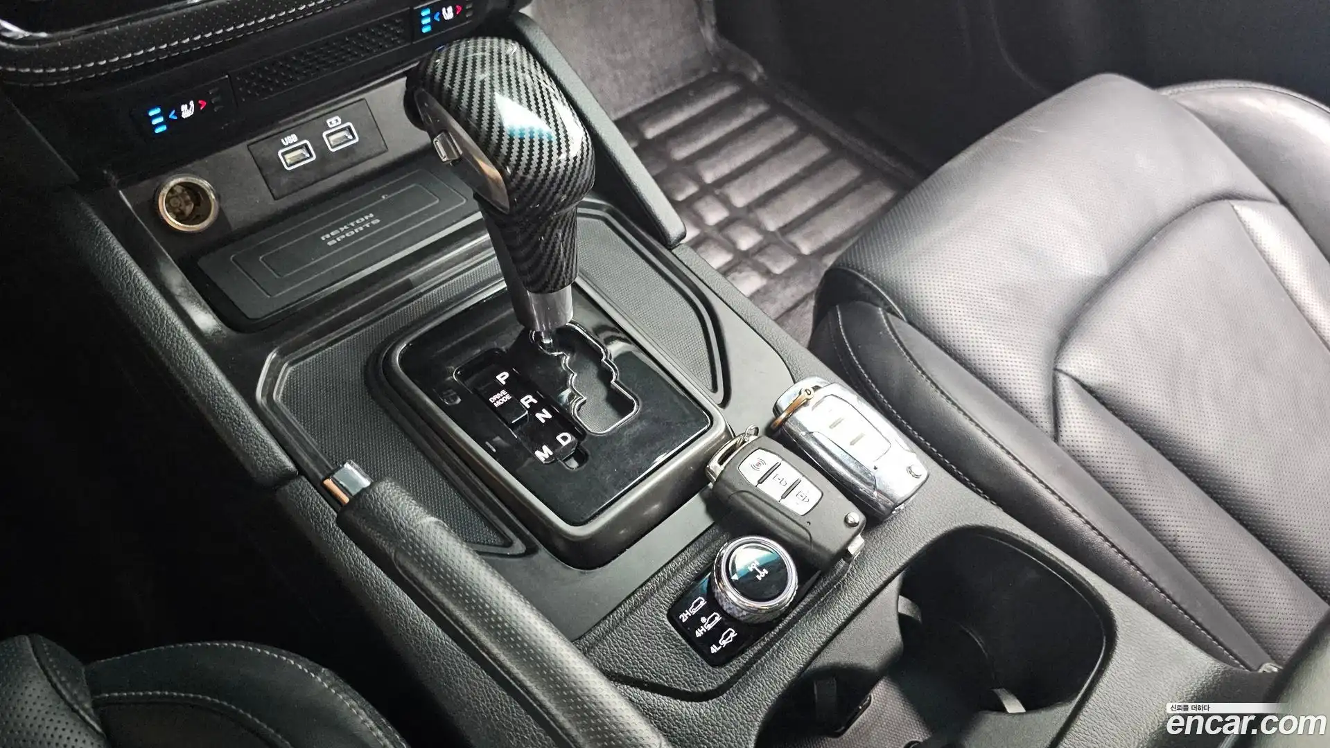 Rexton KG Mobility 2022.7-INNER-009