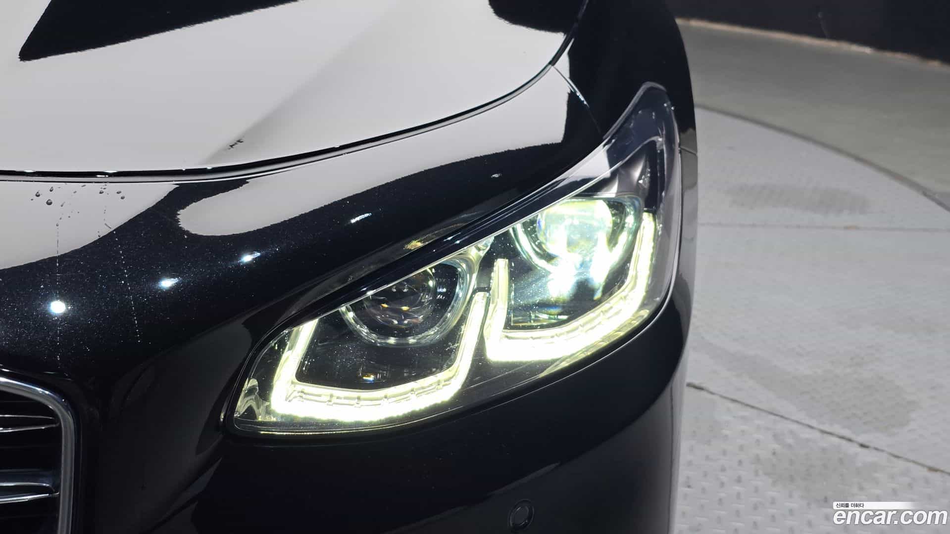 Grandeur Hyundai 2019.1-OUTER-032