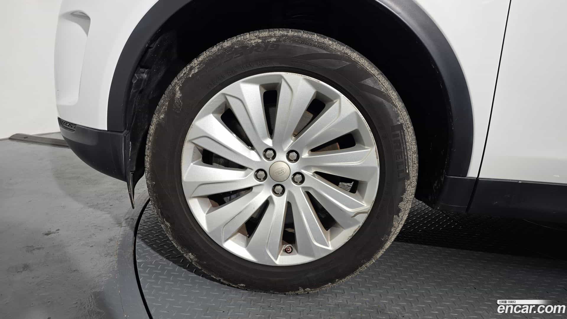 Discovery Sport Land Rover 2020.5-OUTER-005