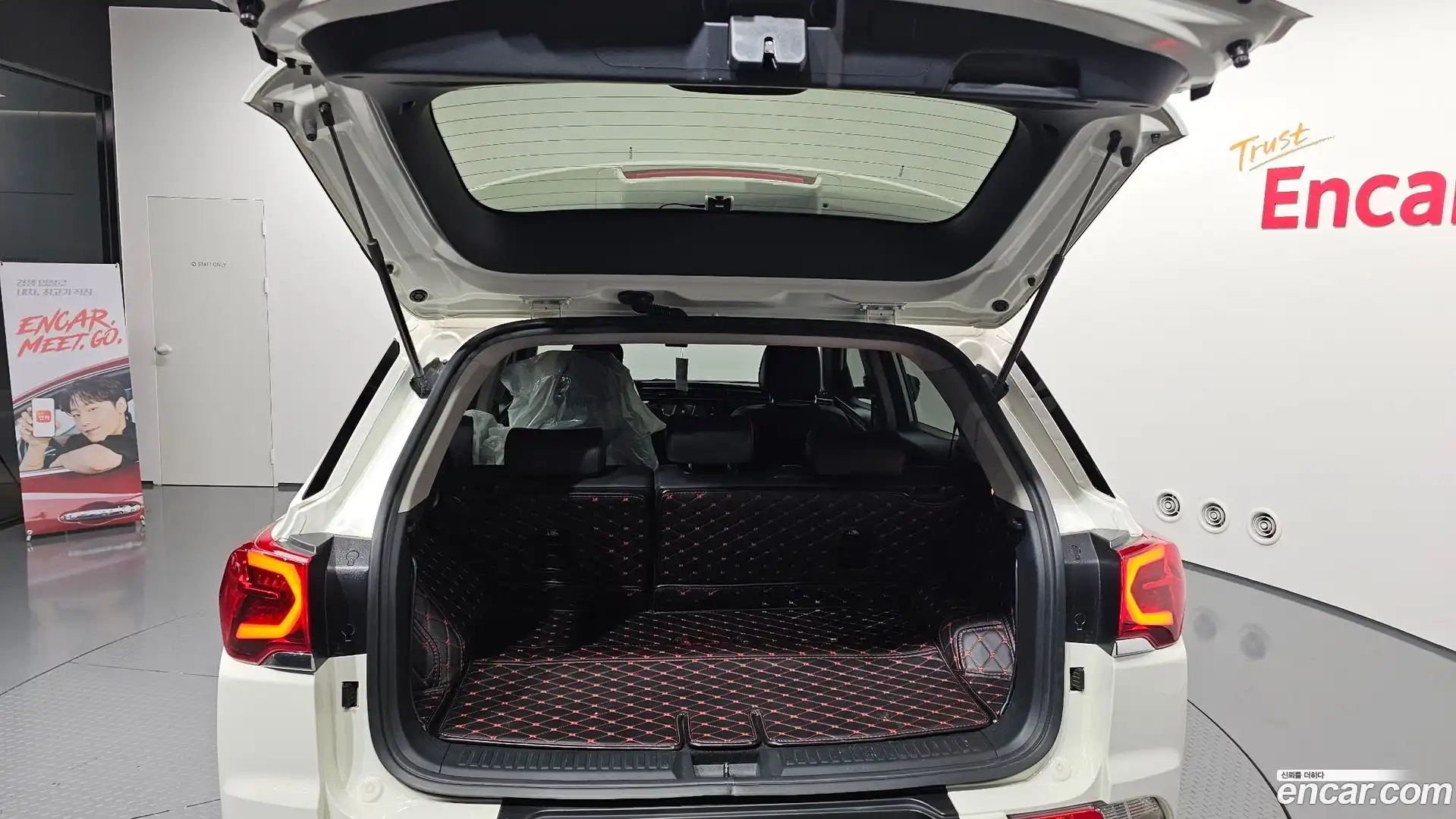 KORANDO KG Mobility 2020.8-OPTION-044