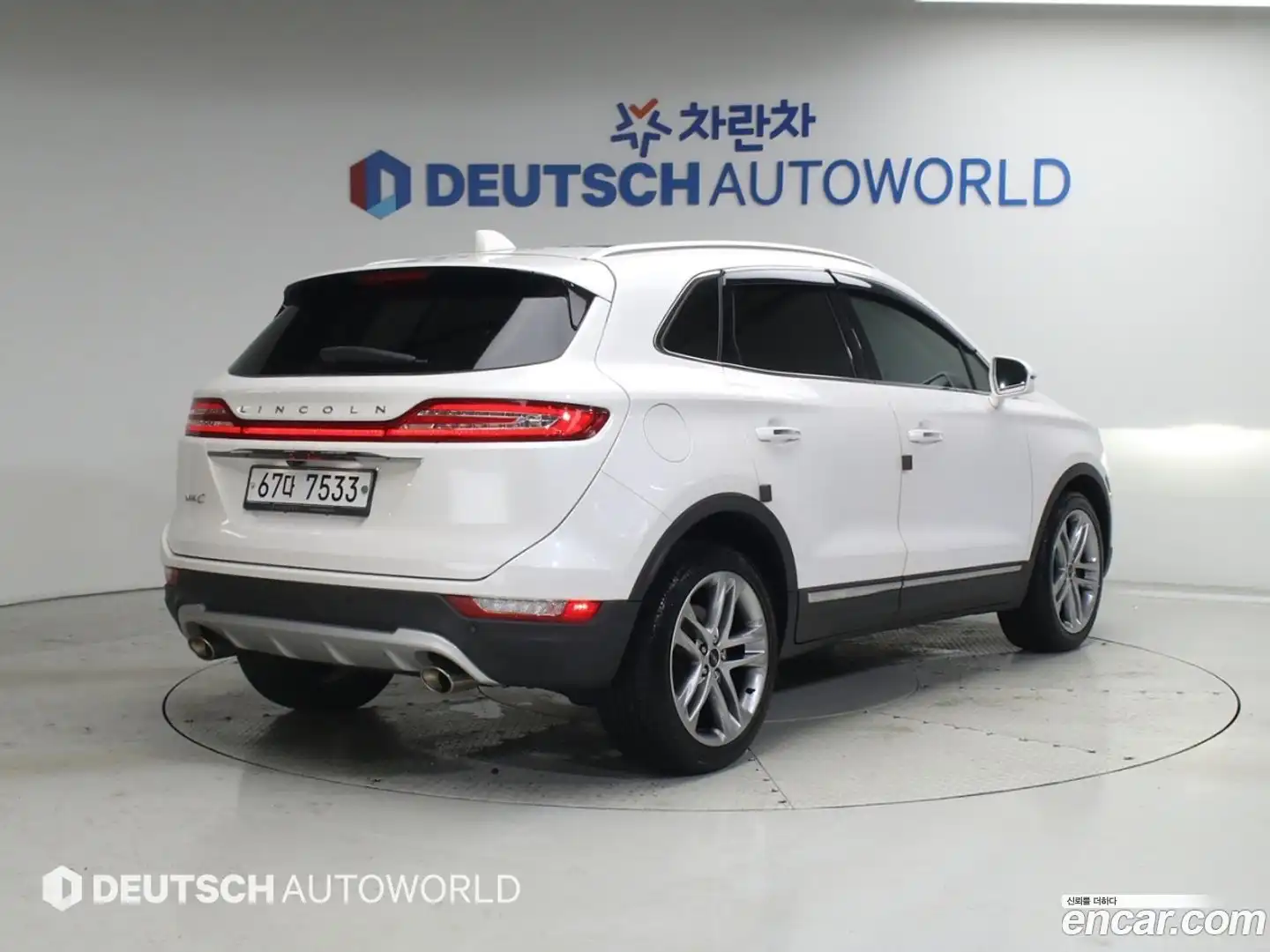 MKC Lincoln 2019.4-OUTER-002