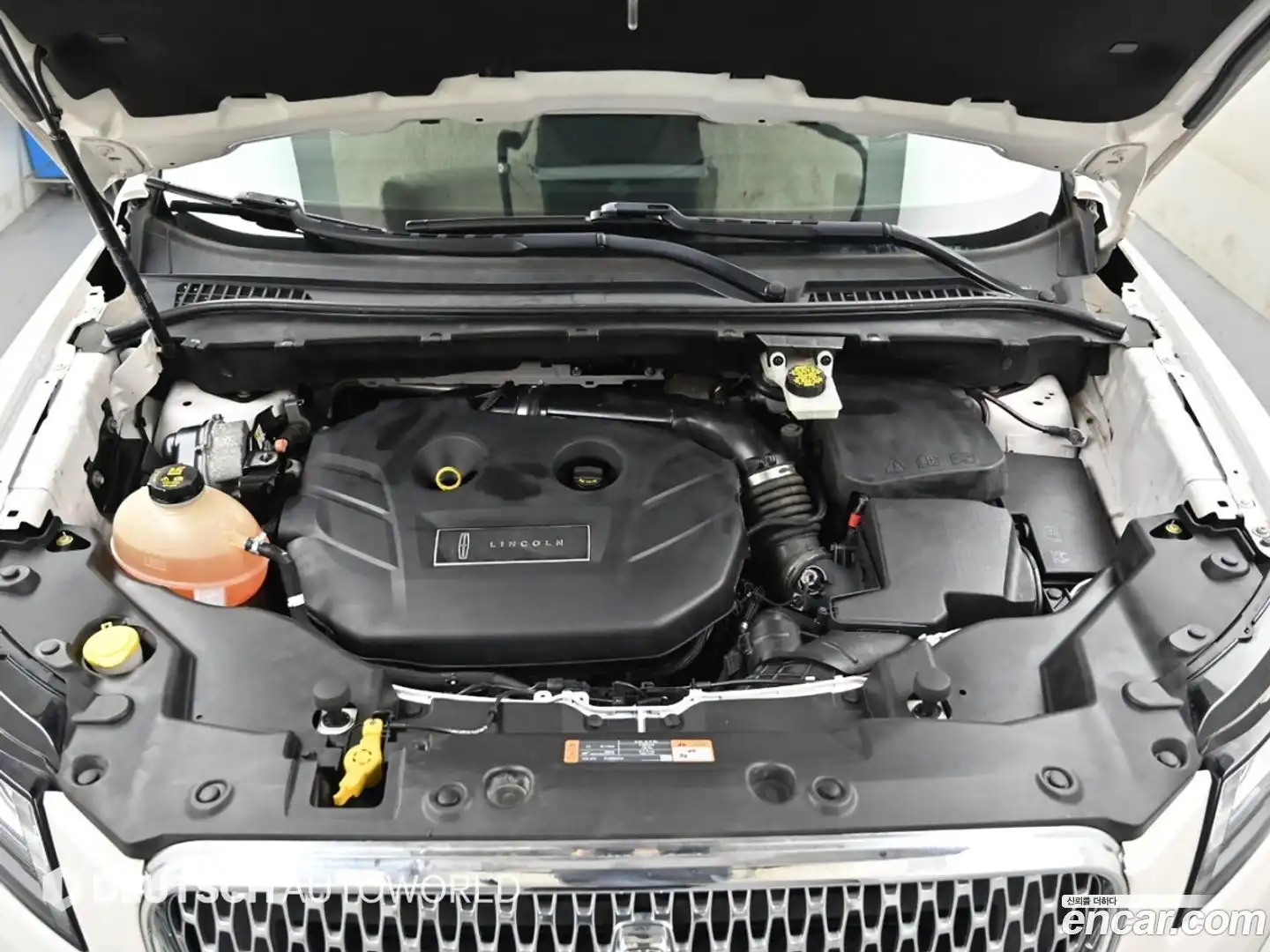 MKC Lincoln 2019.4-OUTER-006