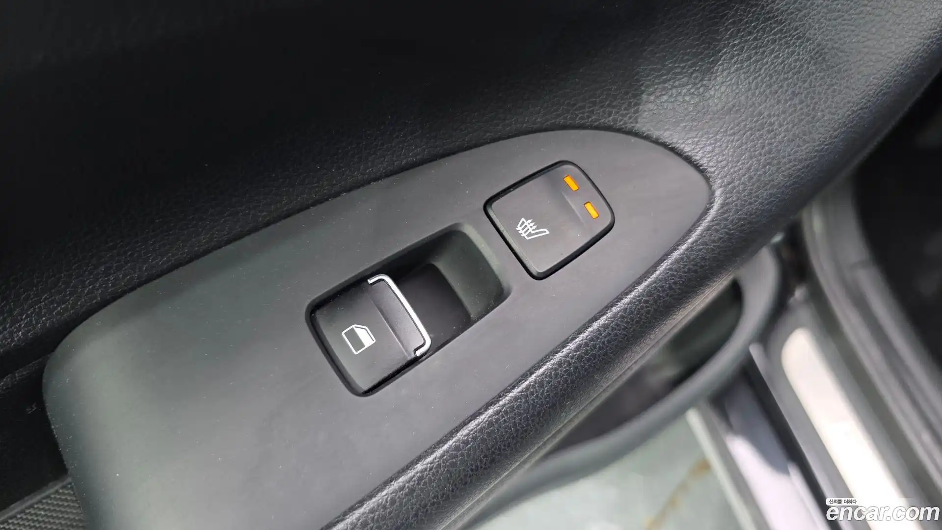 Grandeur Hyundai 2017.4-OPTION-023