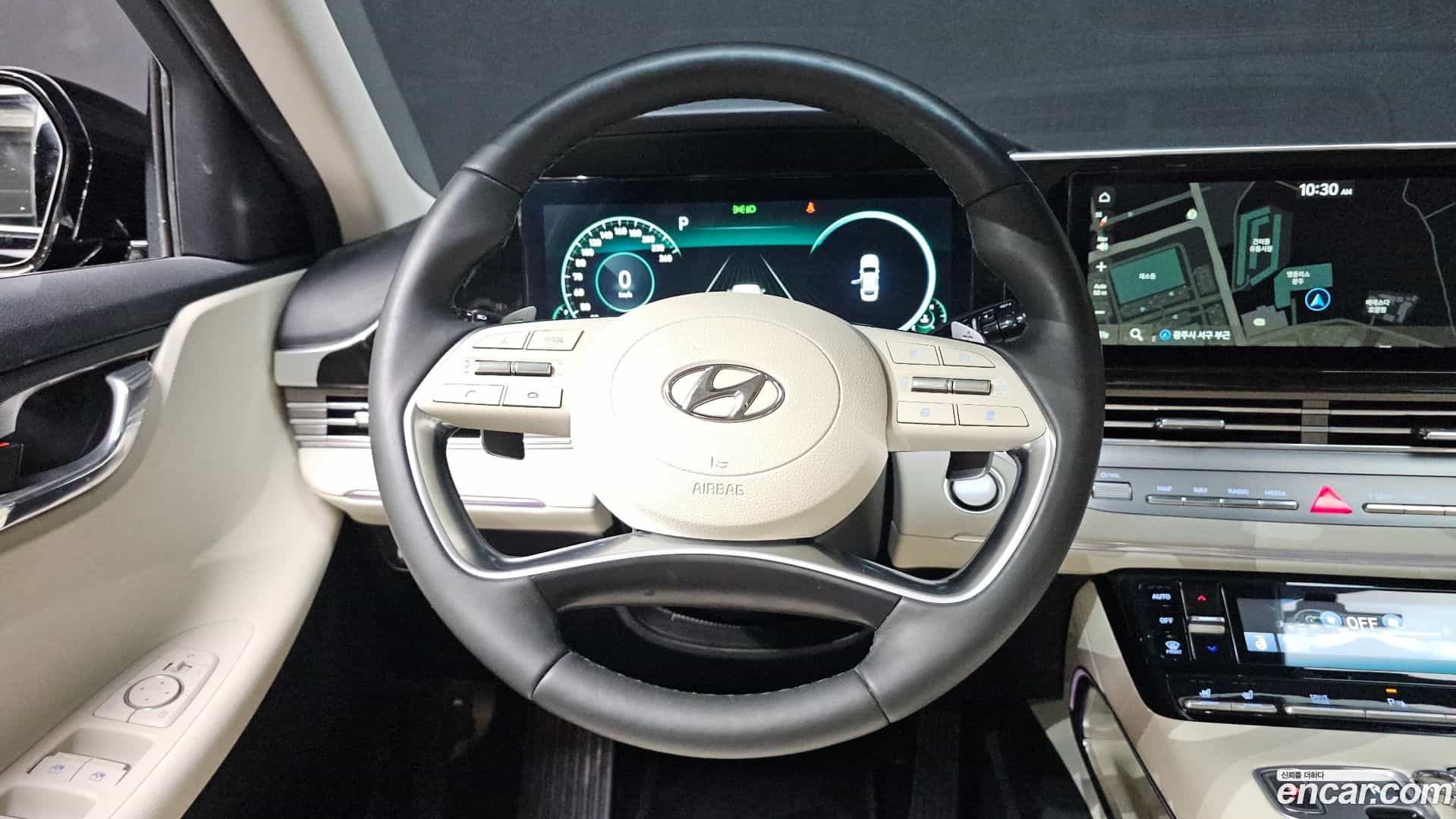 Grandeur Hyundai 2022.1-OPTION-015