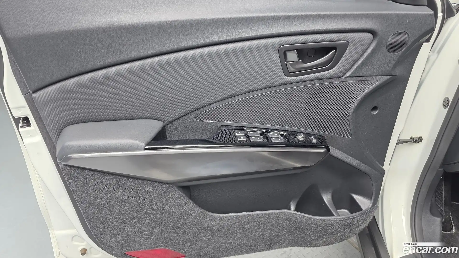 TIBOLI KG Mobility 2020.6-INNER-034