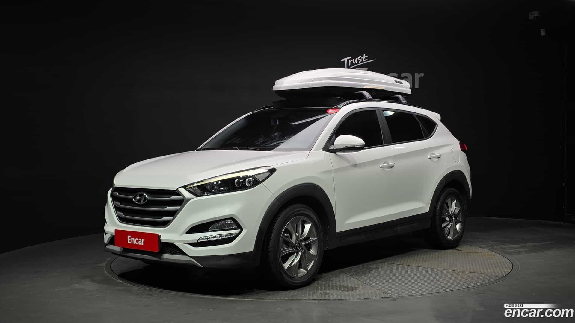 Tucson Hyundai 2017.8-OUTER-001