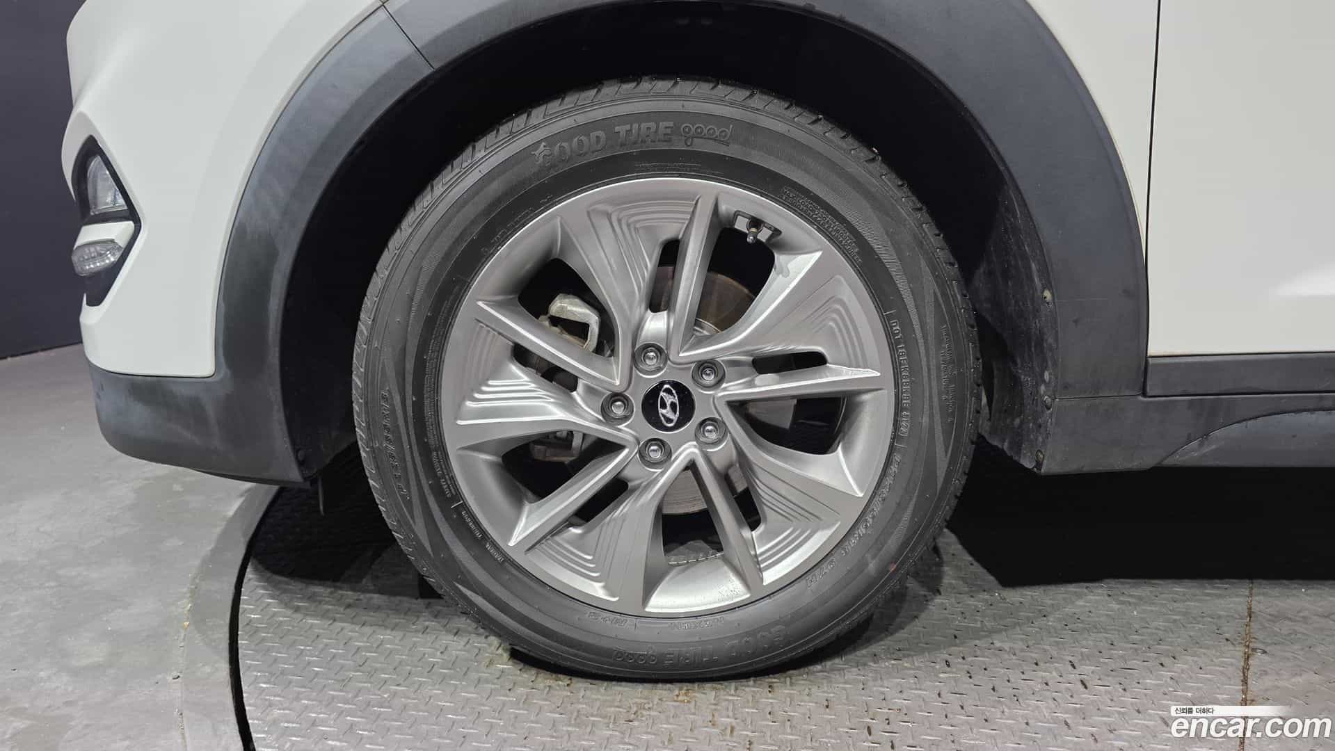 Tucson Hyundai 2017.8-OUTER-005